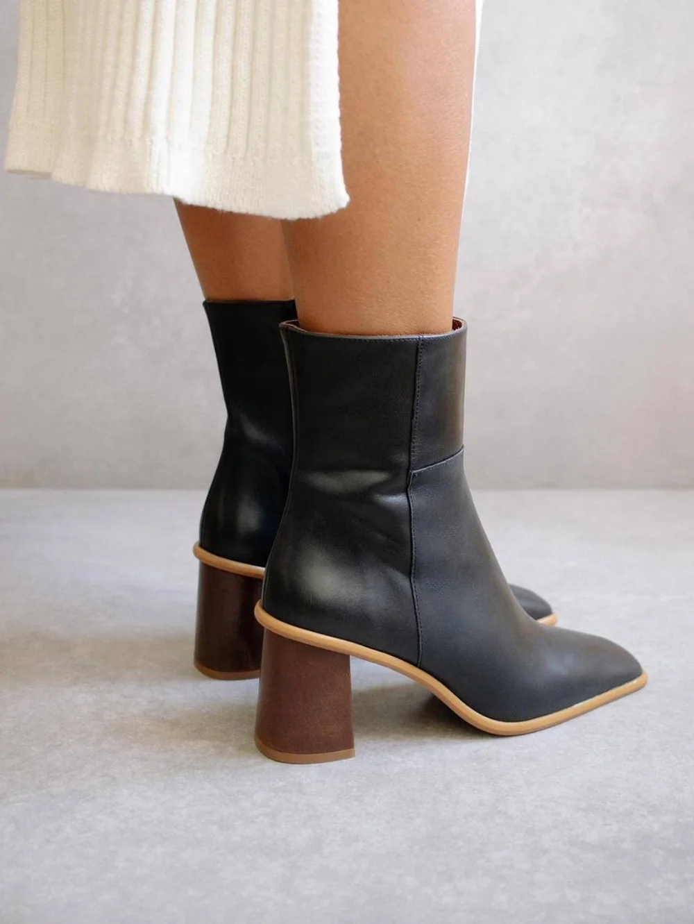 Alohas East Black Leather Square Toe Ankle Boots‎ Wood Block Heel Spain Size 41